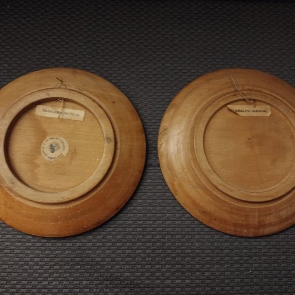 Vintage Hand Painted Wooden Plate Wall Hanging - Picture 5 of 6